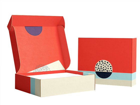 介紹飛機(jī)盒整個(gè)外形結(jié)構(gòu)(圖1)