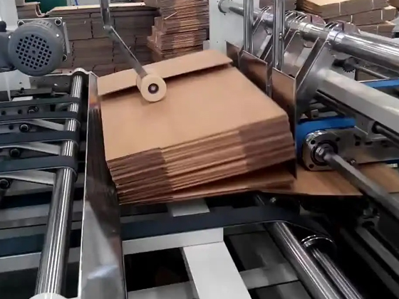 彩盒包裝生產(chǎn)流程有哪些工序(圖1)